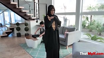 Cock MILF In Hijab Fucks Repairman- Kylie Kingston