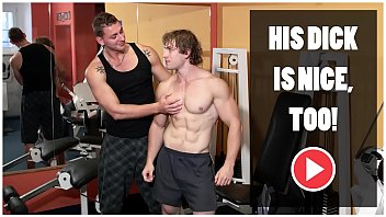 GAYWIRE – Bareback Sex and Big Muscles In A Public Gym