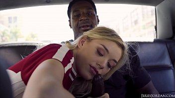 Jules Jordan – Anny Aurora Interracial Creampie