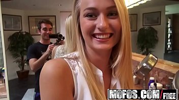 Mofos – I Know That Girl – Late for a blowjob starring  Natalia Starr