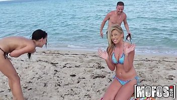 Mofos – Two perfect beach babes have some fun